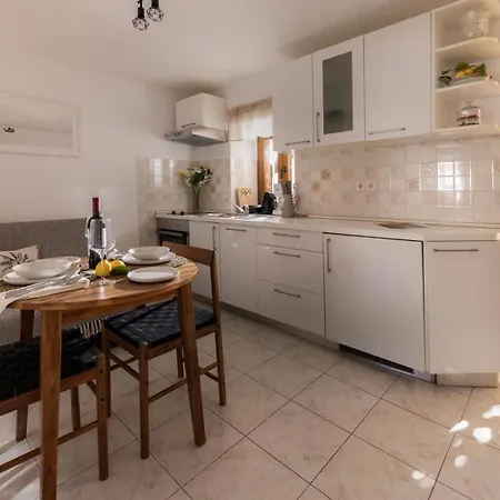 Mirjana New Apartamento Mali Lošinj